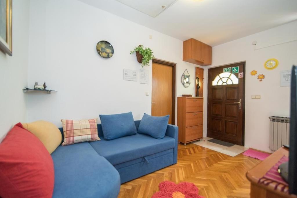 Apartments Natasa Supetar Exterior photo